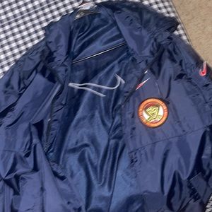 Nike active jacket for sale I don’t want anymore I’m trying to earn money